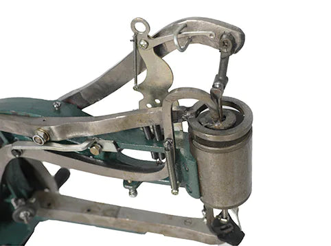 sl-18 vintage shoe repair machine (hand-cranked)