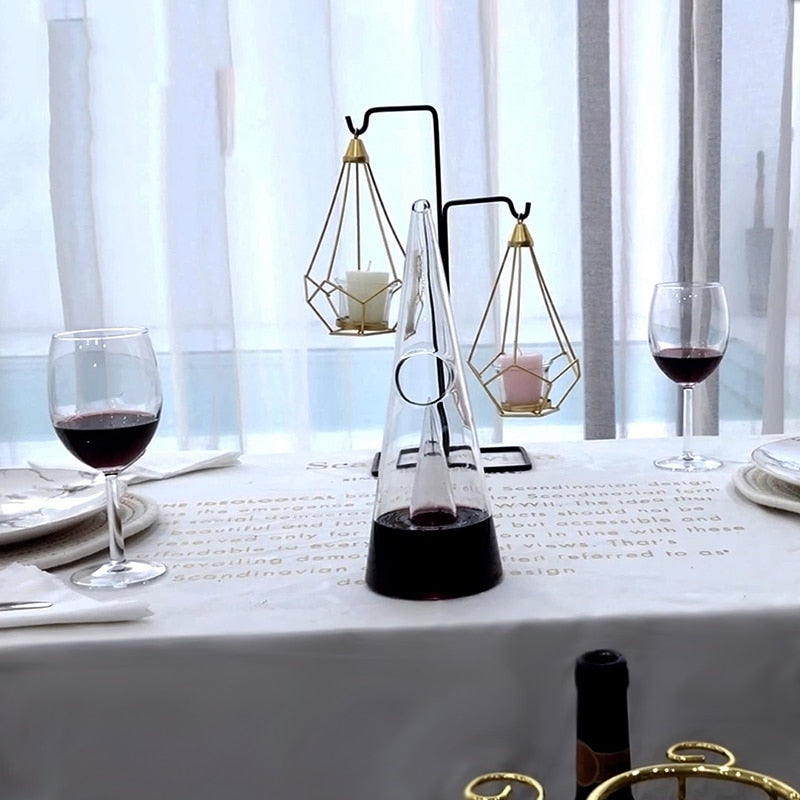 transparent wine decanter